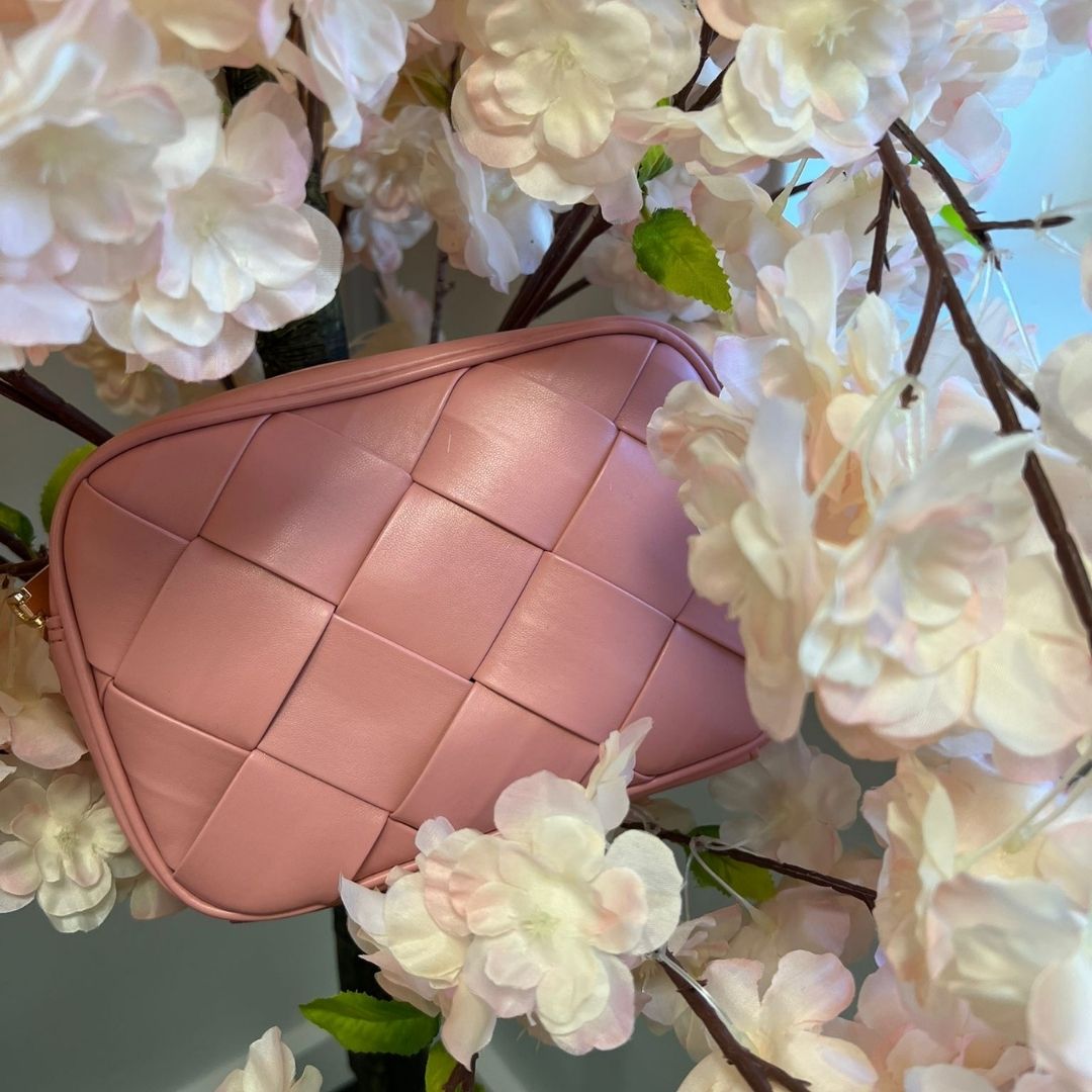 Isabela Crossbody Bag - Pink